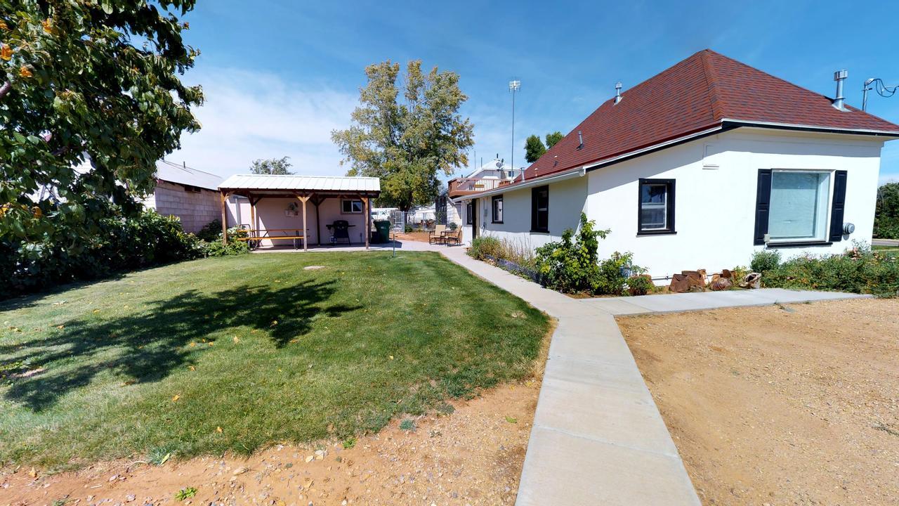 Hot Tub And Grandma'S Cottage, Charming And Nostalgic Blanding Exterior foto